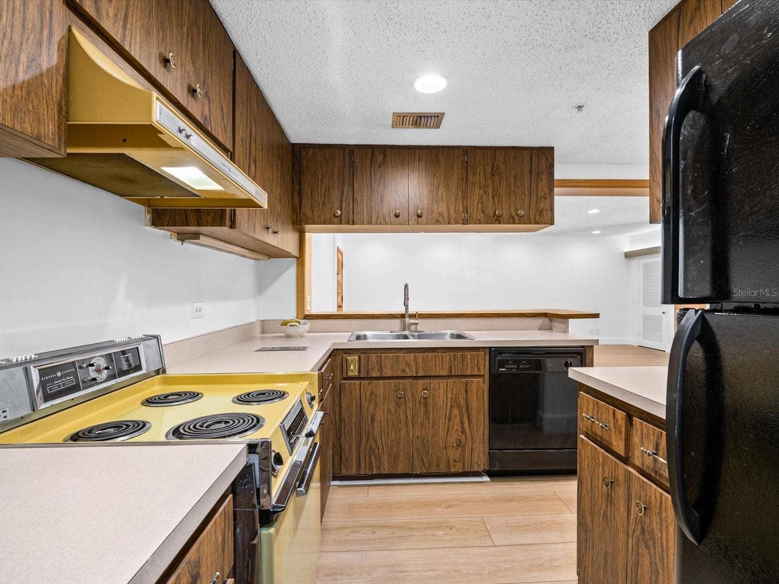 36750 US HIGHWAY 19 N, #2372, Palm Harbor, FL 34683 36750 US HIGHWAY 19 N, #2372, Palm Harbor, FL 34683