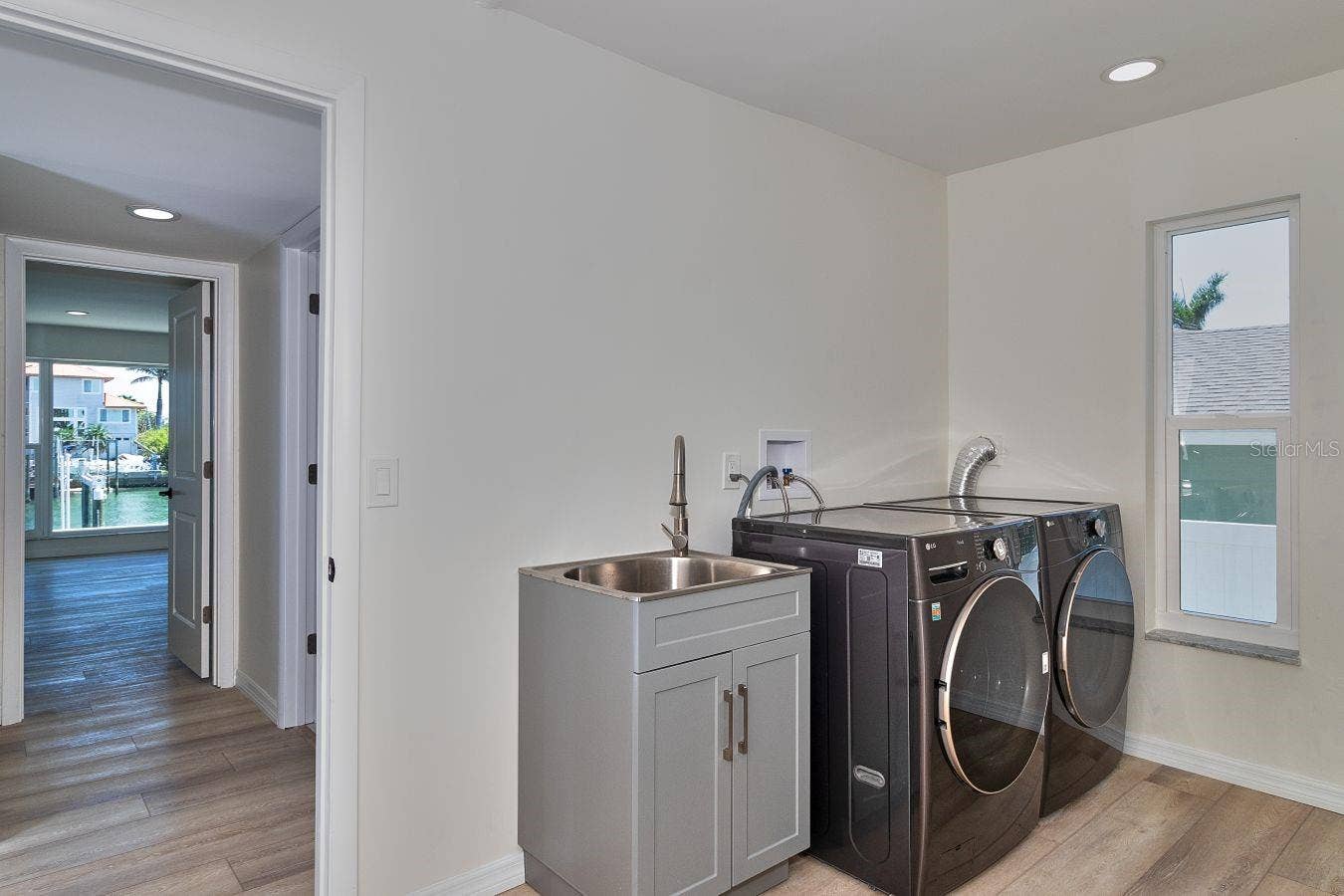 451 PALM ISLAND NE, Clearwater Beach, FL 33767 451 PALM ISLAND NE, Clearwater Beach, FL 33767