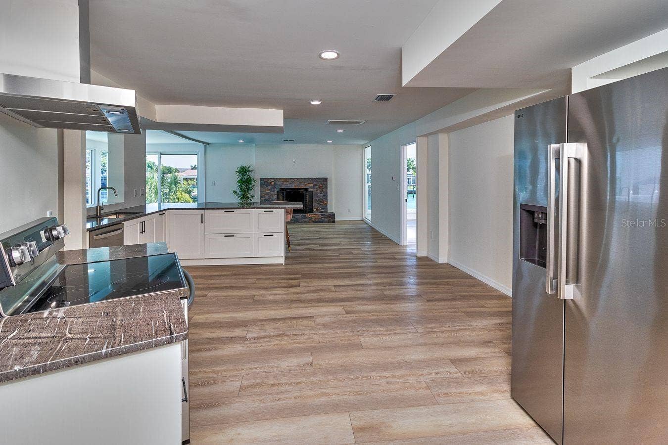 451 PALM ISLAND NE, Clearwater Beach, FL 33767 451 PALM ISLAND NE, Clearwater Beach, FL 33767