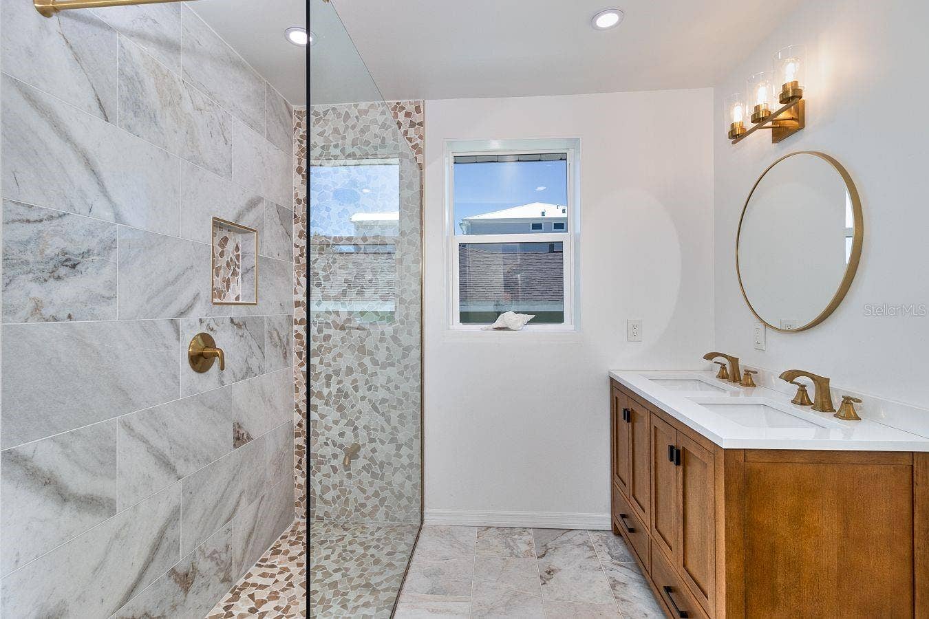451 PALM ISLAND NE, Clearwater Beach, FL 33767 451 PALM ISLAND NE, Clearwater Beach, FL 33767