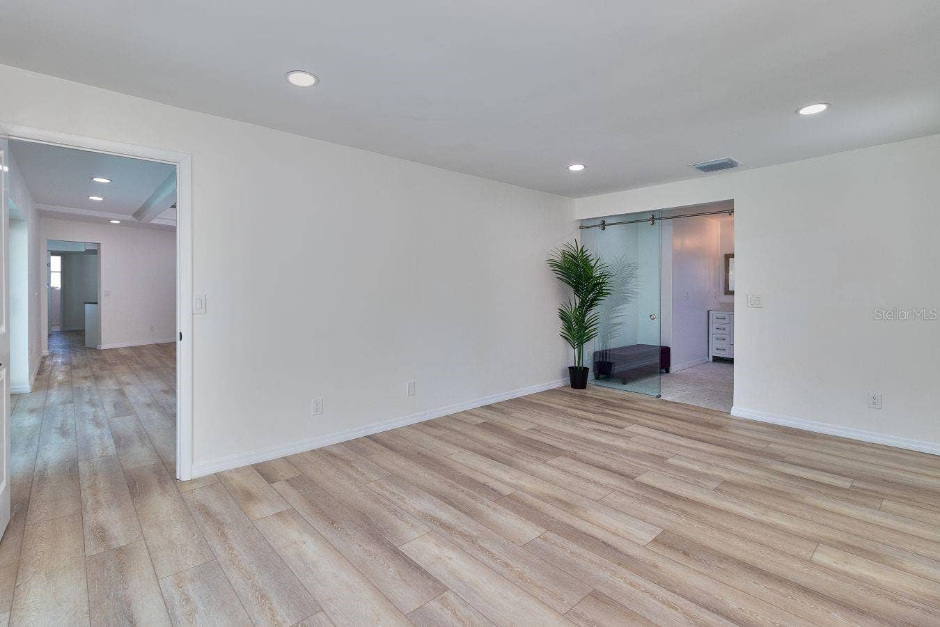 451 PALM ISLAND NE, Clearwater Beach, FL 33767 451 PALM ISLAND NE, Clearwater Beach, FL 33767