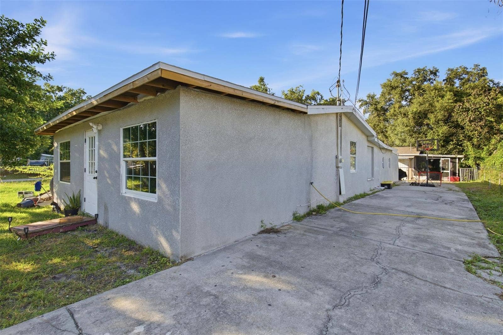 6124 NUNDY AVENUE, Gibsonton, FL 33534 6124 NUNDY AVENUE, Gibsonton, FL 33534