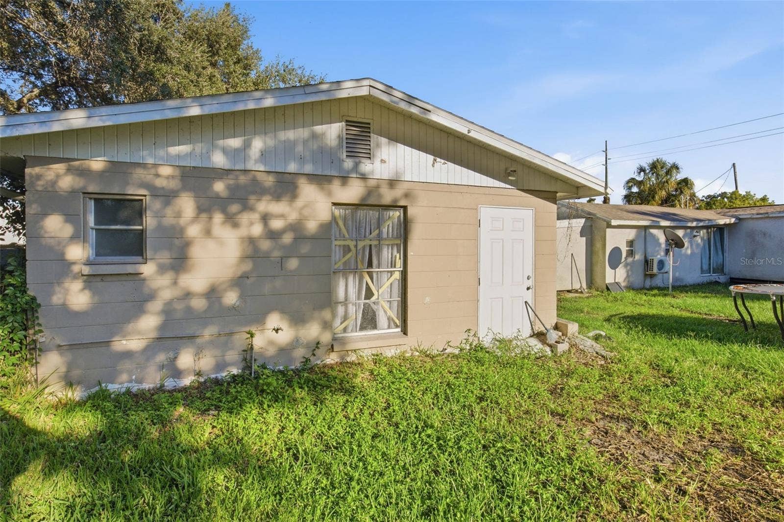 6124 NUNDY AVENUE, Gibsonton, FL 33534 ADU