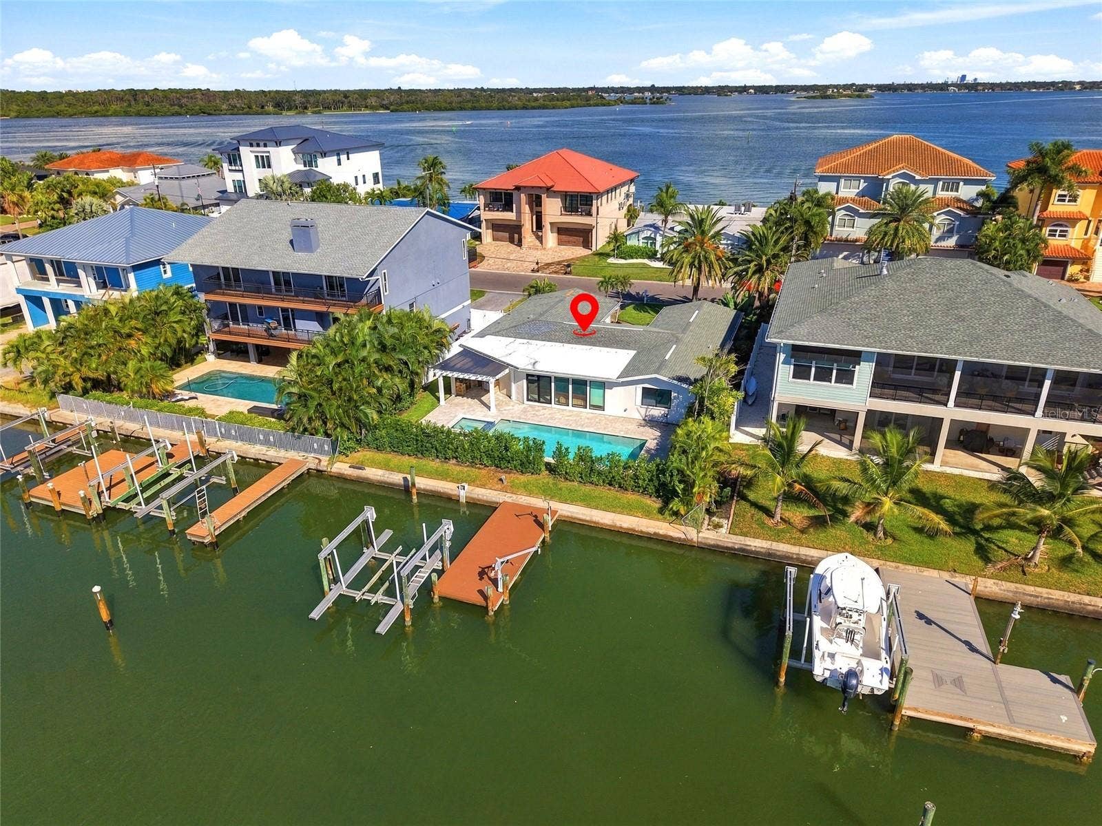 556 JOHNS PASS AVENUE, Madeira Beach, FL 33708 556 JOHNS PASS AVENUE, Madeira Beach, FL 33708