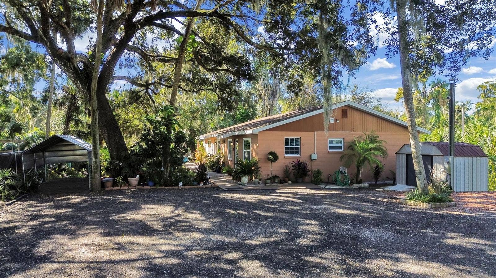 4218 ALAFIA BLVD, Brandon, FL 33511 Exterior