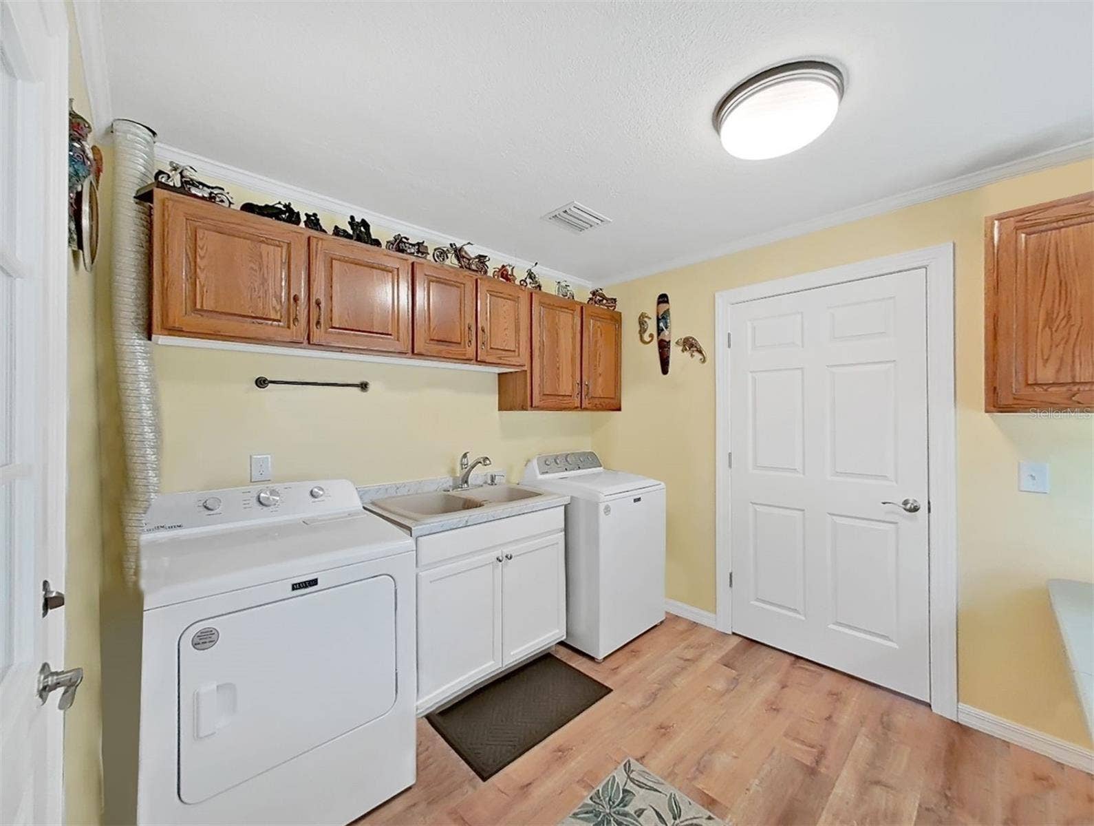 4218 ALAFIA BLVD, Brandon, FL 33511 Laundry Room