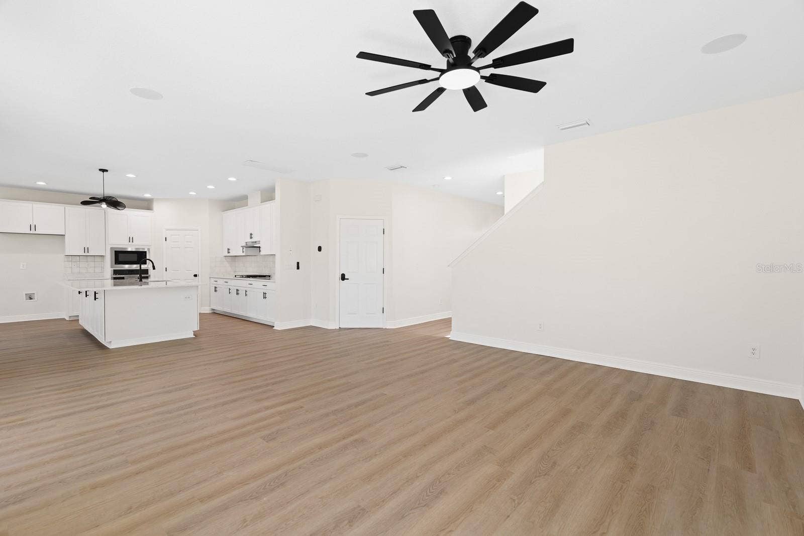 12633 SHETLAND WALK DRIVE, Lithia, FL 33547 12633 SHETLAND WALK DRIVE, Lithia, FL 33547