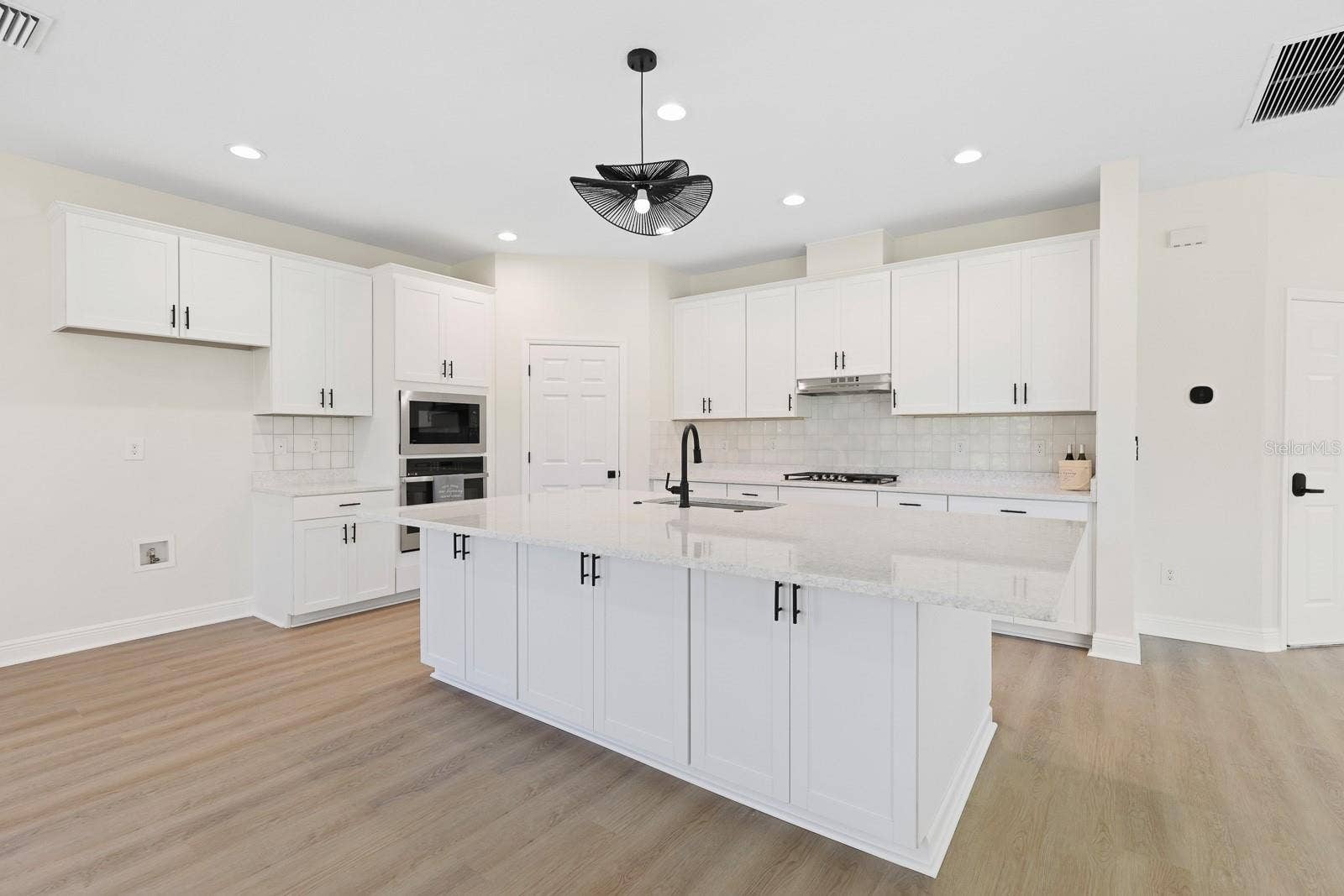12633 SHETLAND WALK DRIVE, Lithia, FL 33547 12633 SHETLAND WALK DRIVE, Lithia, FL 33547