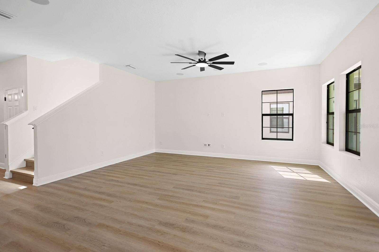 12633 SHETLAND WALK DRIVE, Lithia, FL 33547 12633 SHETLAND WALK DRIVE, Lithia, FL 33547