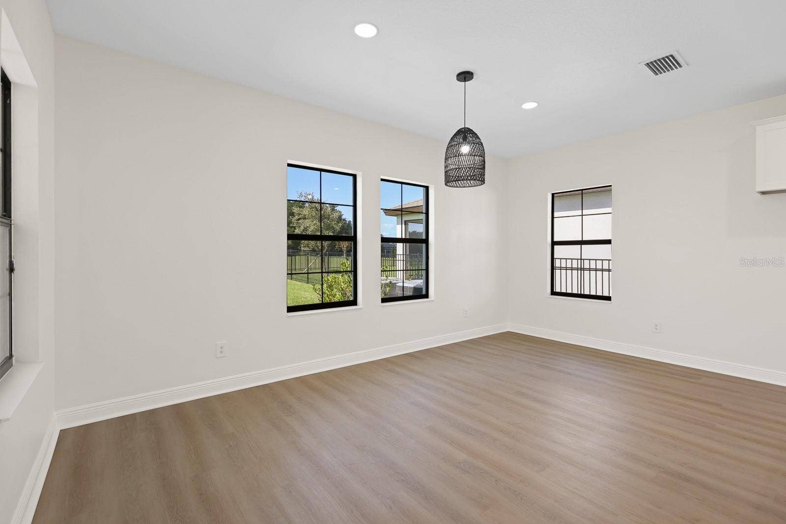 12633 SHETLAND WALK DRIVE, Lithia, FL 33547 12633 SHETLAND WALK DRIVE, Lithia, FL 33547