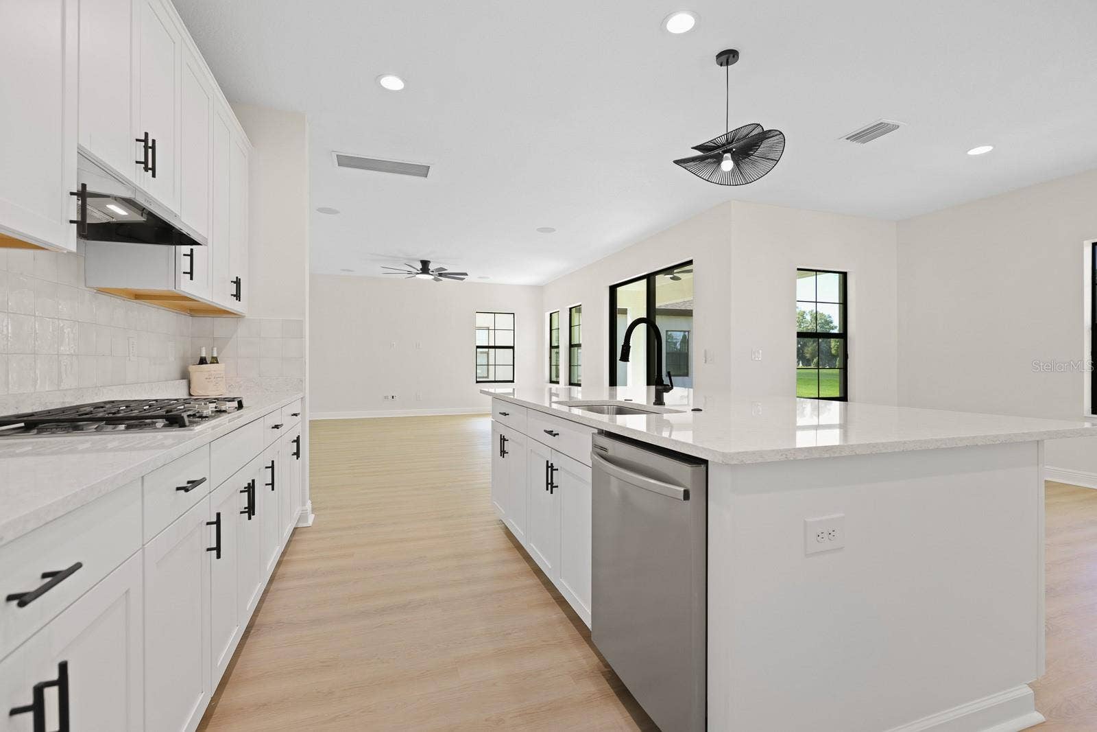 12633 SHETLAND WALK DRIVE, Lithia, FL 33547 12633 SHETLAND WALK DRIVE, Lithia, FL 33547