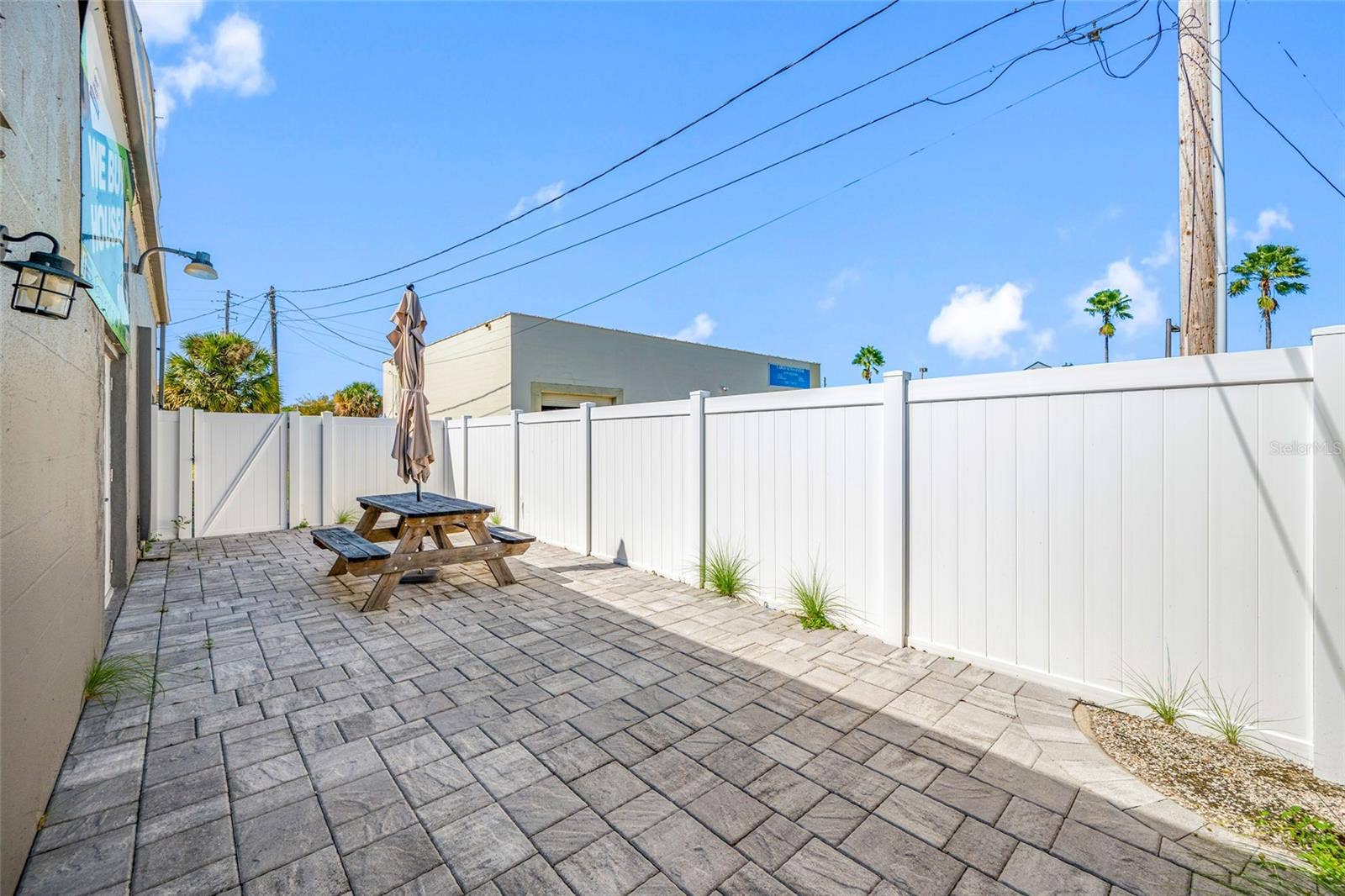 710 1ST AVENUE SW, Largo, FL 33770 710 1ST AVENUE SW, Largo, FL 33770