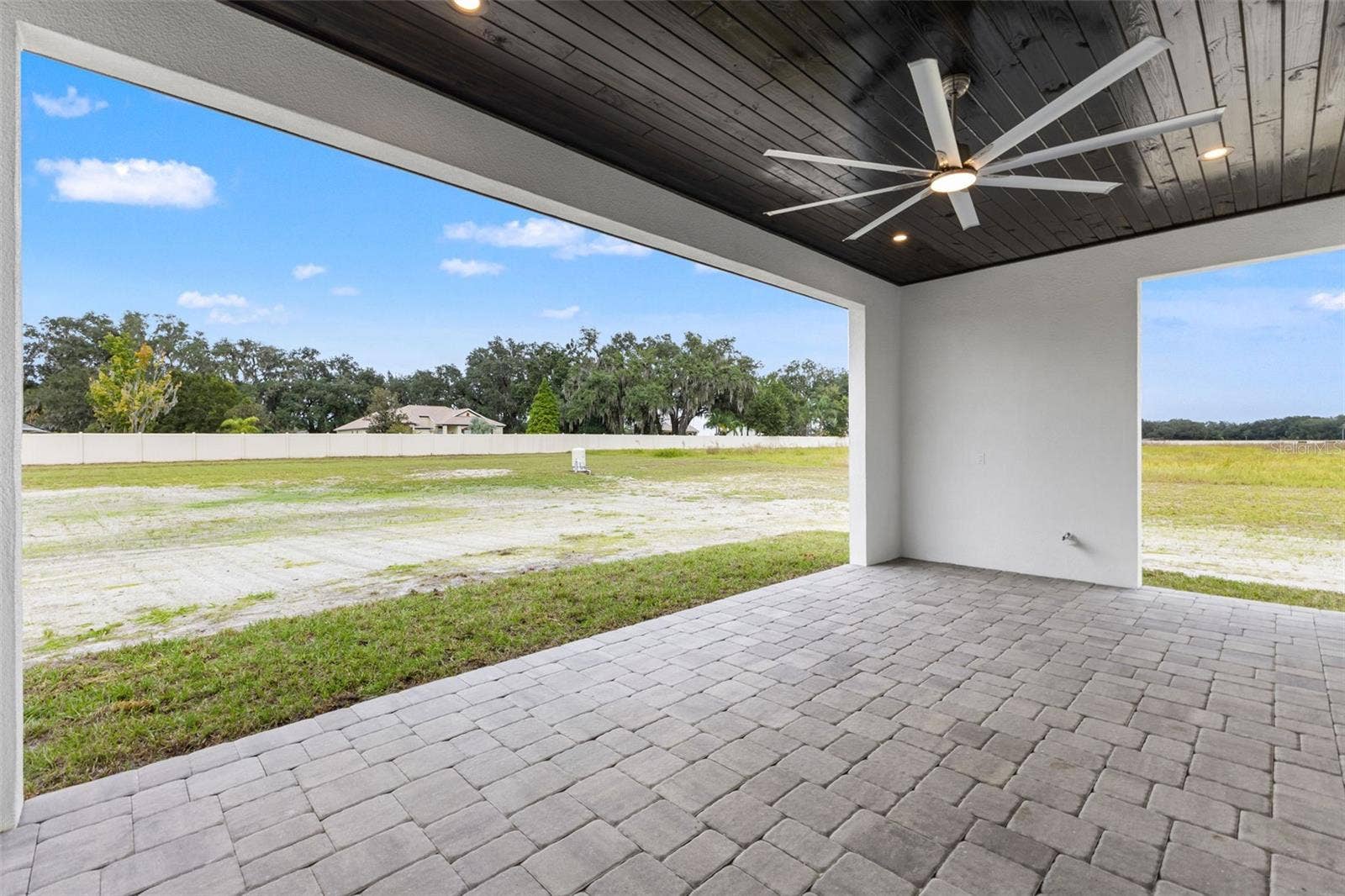 14282 PINE STRAW COURT, Dover, FL 33527