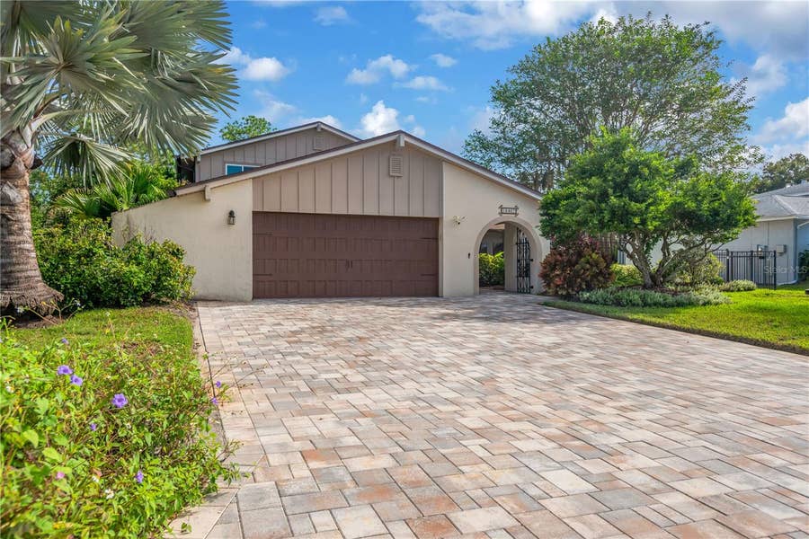 Property photo for 16407 W COURSE DRIVE, Tampa, FL