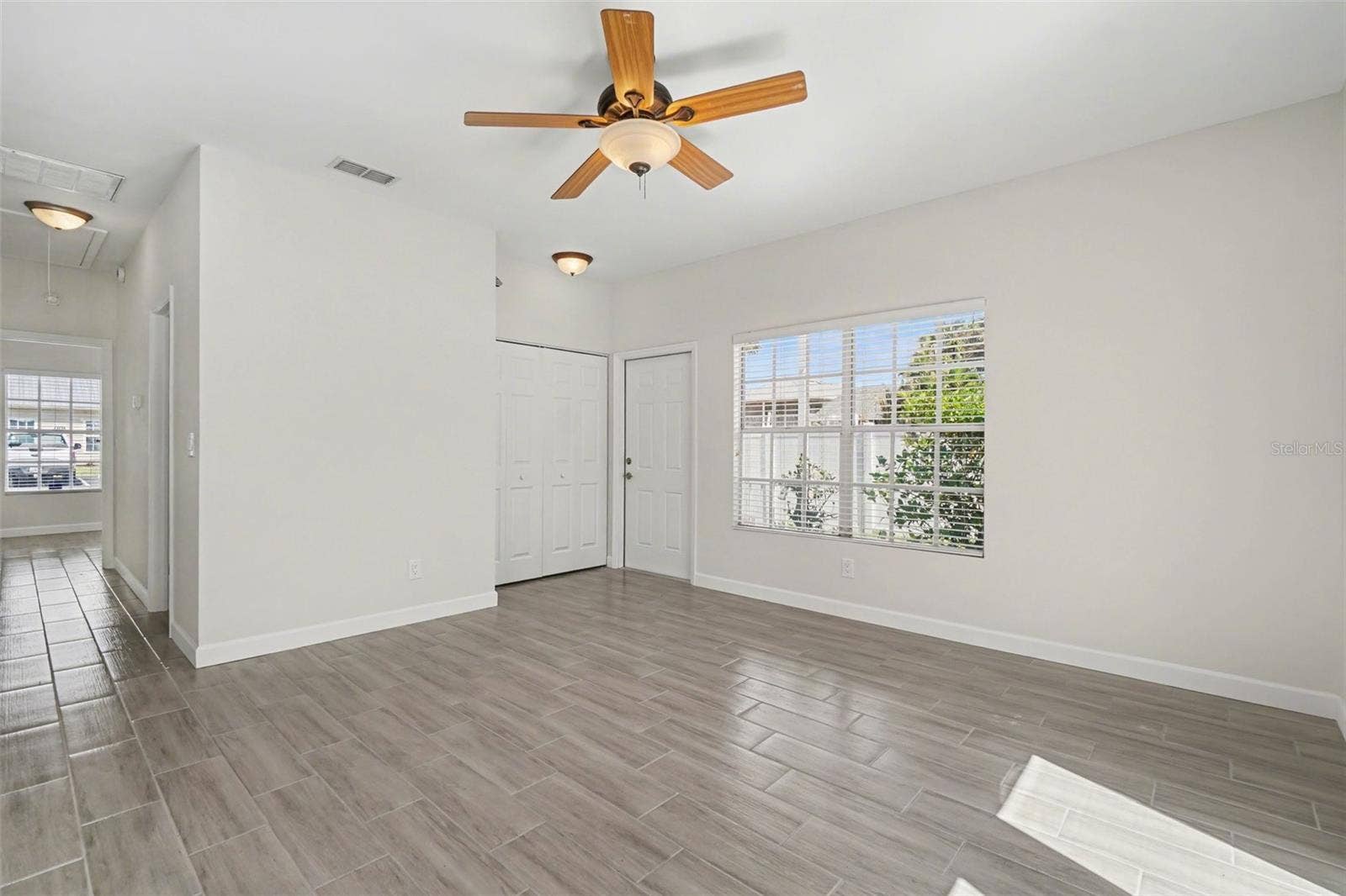 6081 LAKE FRONT DRIVE, Fort Myers, FL 33908
