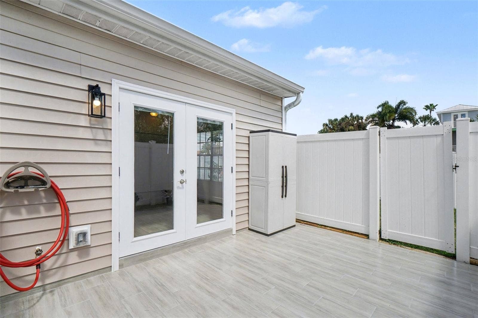 6081 LAKE FRONT DRIVE, Fort Myers, FL 33908
