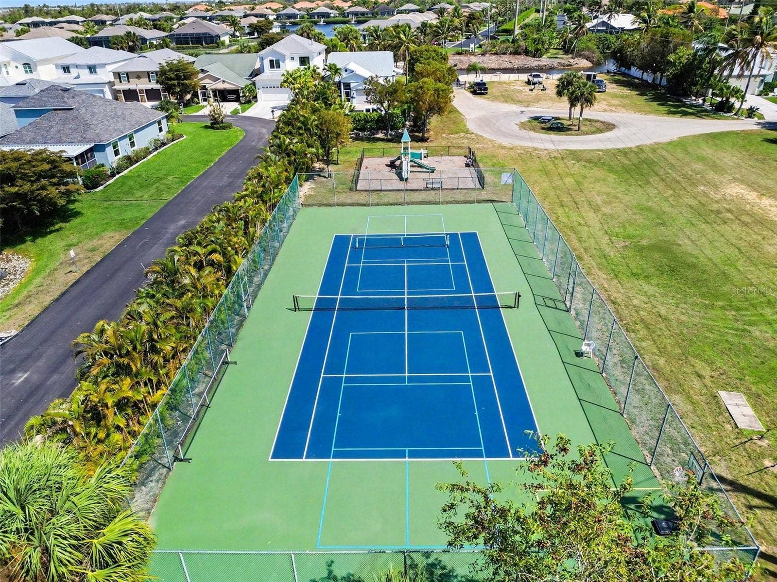 6081 LAKE FRONT DRIVE, Fort Myers, FL 33908