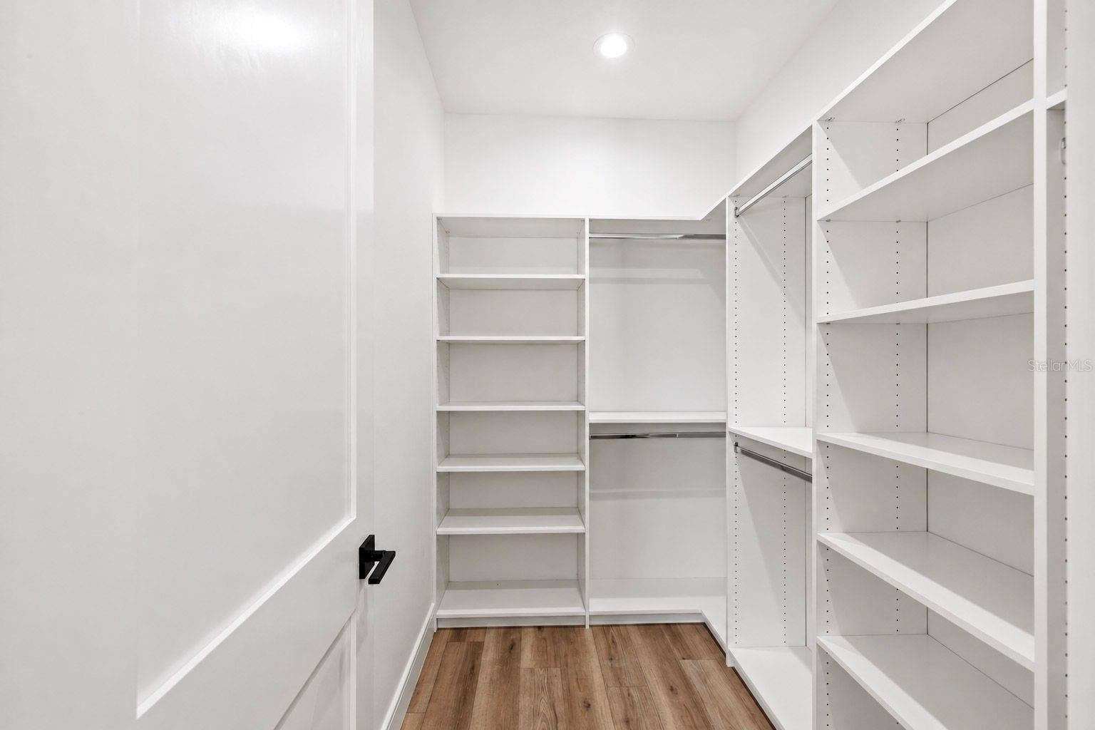 2910 N 25TH STREET, Tampa, FL 33605 Primary bedroom walk-in closet