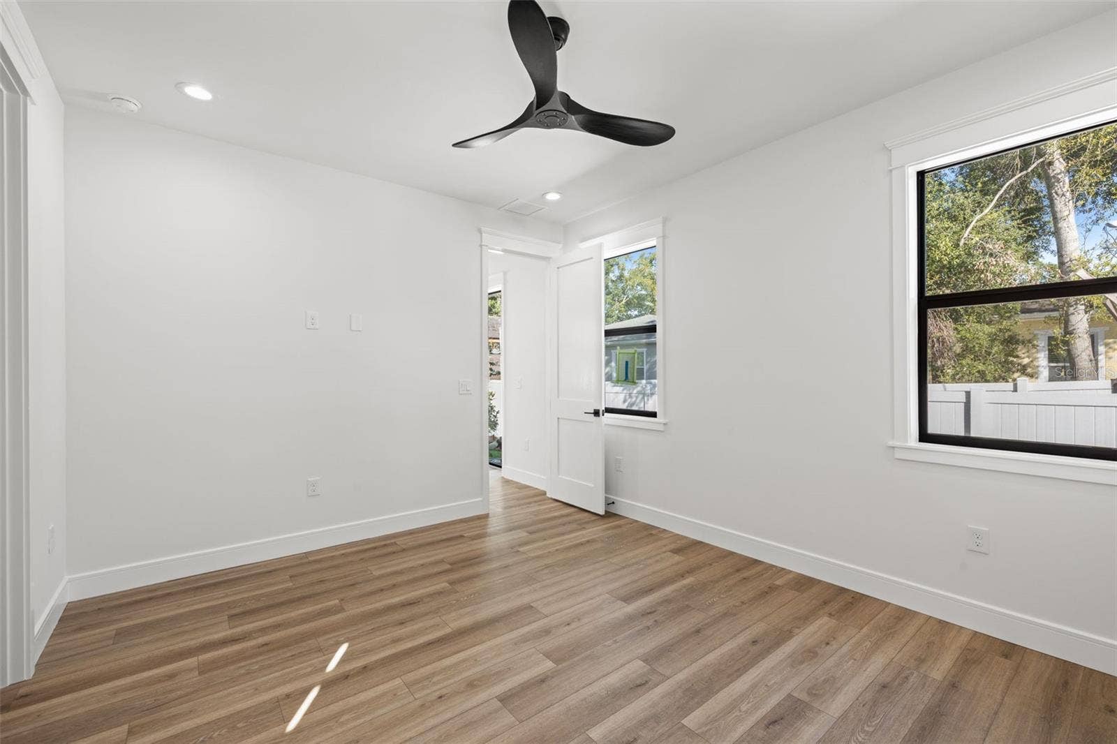 2910 N 25TH STREET, Tampa, FL 33605 Primary bedroom
