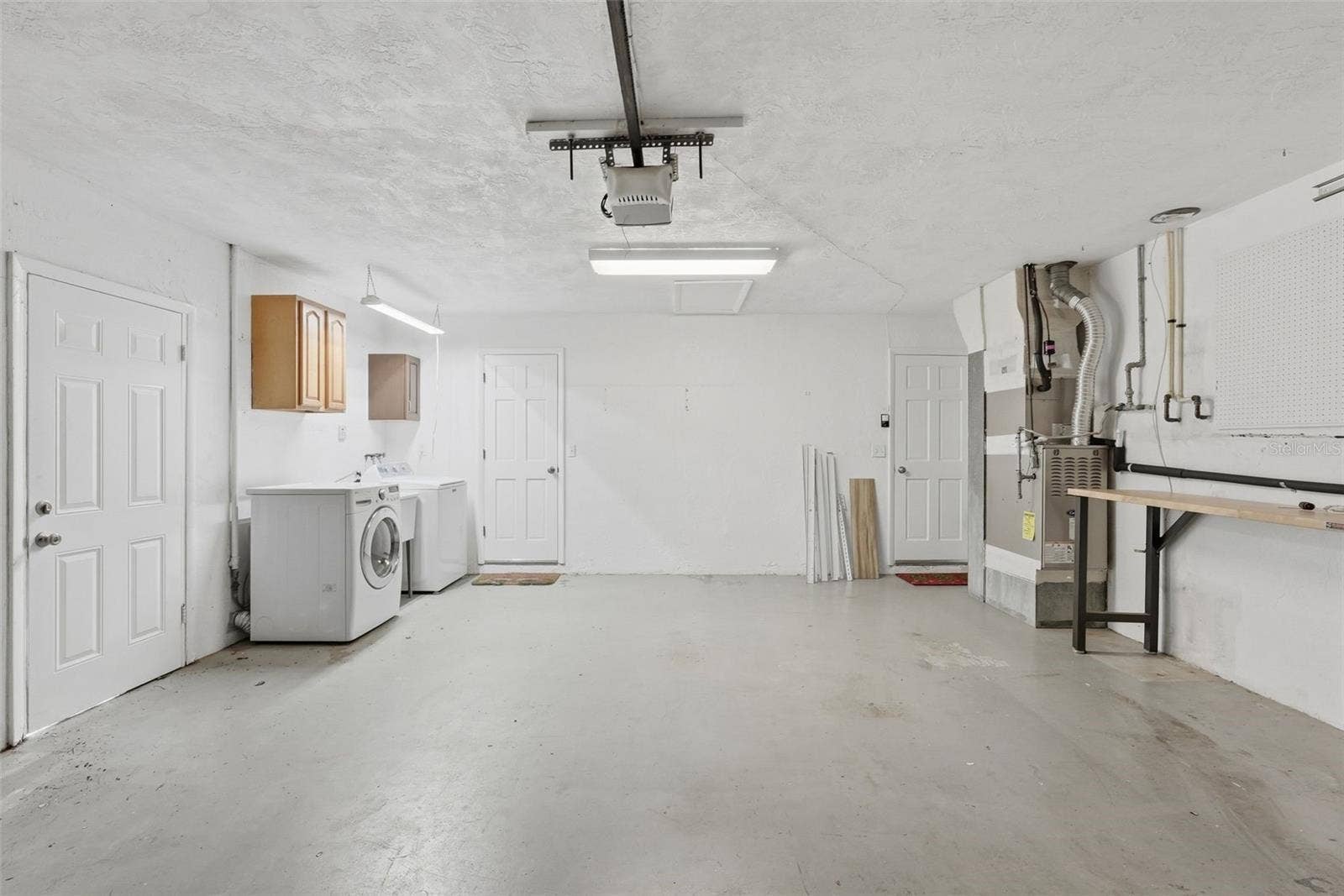1460 69TH PLACE S, St Petersburg, FL 33705 1460 69TH PLACE S, St Petersburg, FL 33705