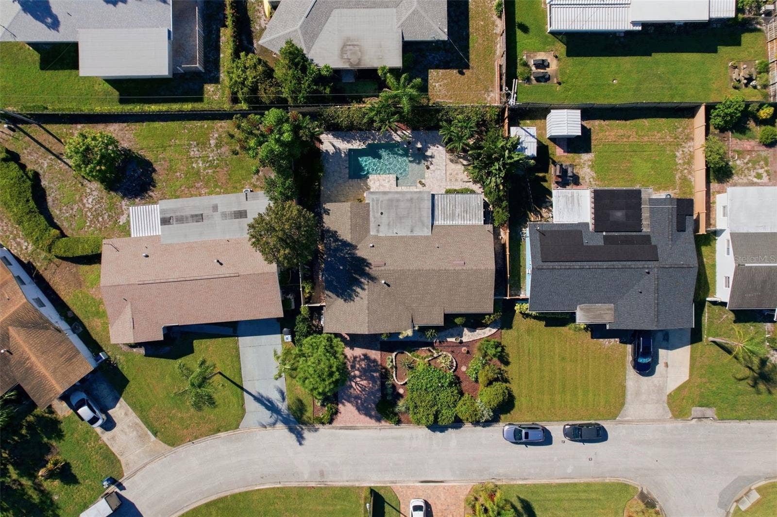 1460 69TH PLACE S, St Petersburg, FL 33705 1460 69TH PLACE S, St Petersburg, FL 33705