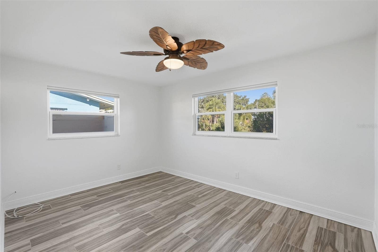 1460 69TH PLACE S, St Petersburg, FL 33705 1460 69TH PLACE S, St Petersburg, FL 33705