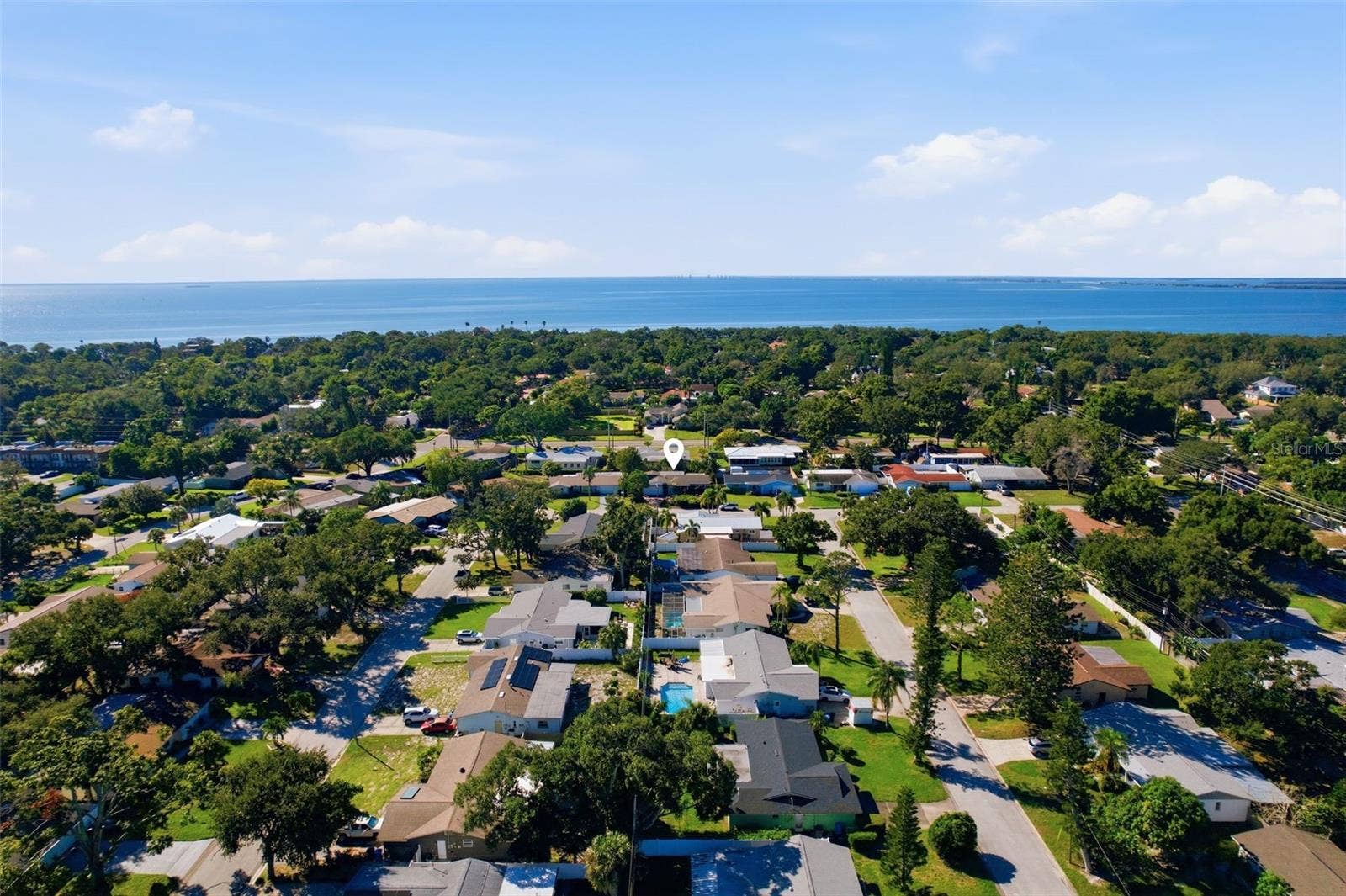 1460 69TH PLACE S, St Petersburg, FL 33705 1460 69TH PLACE S, St Petersburg, FL 33705