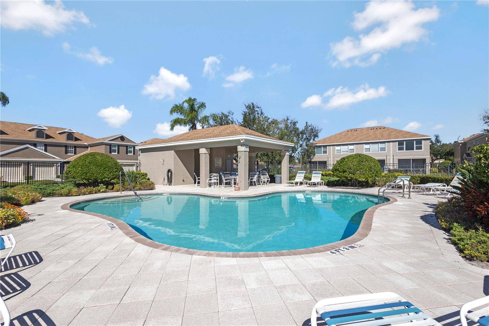 5350 60TH AVENUE N, St Petersburg, FL 33709 5350 60TH AVENUE N, St Petersburg, FL 33709