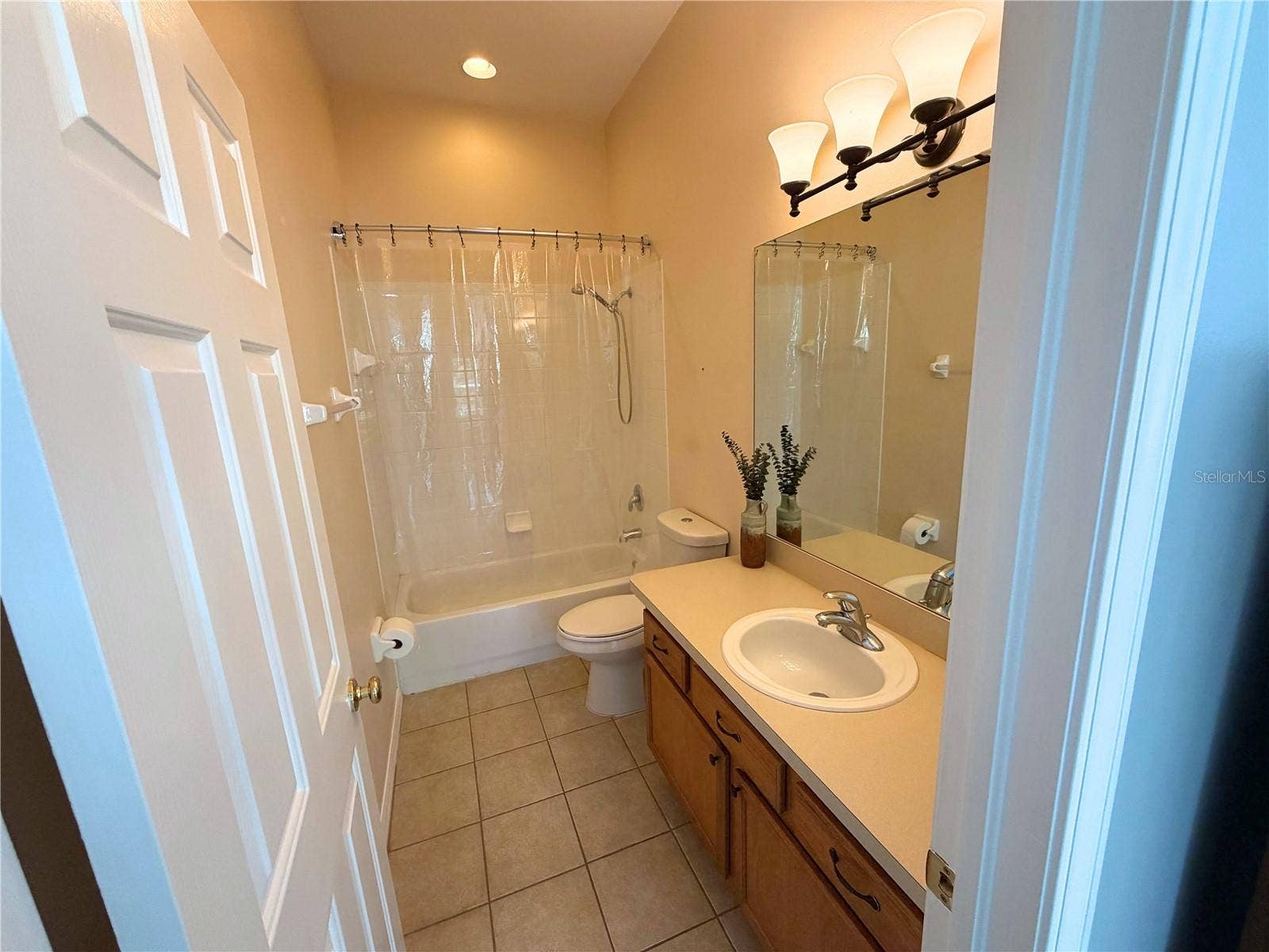 5350 60TH AVENUE N, St Petersburg, FL 33709 En Suite Bathroom #1