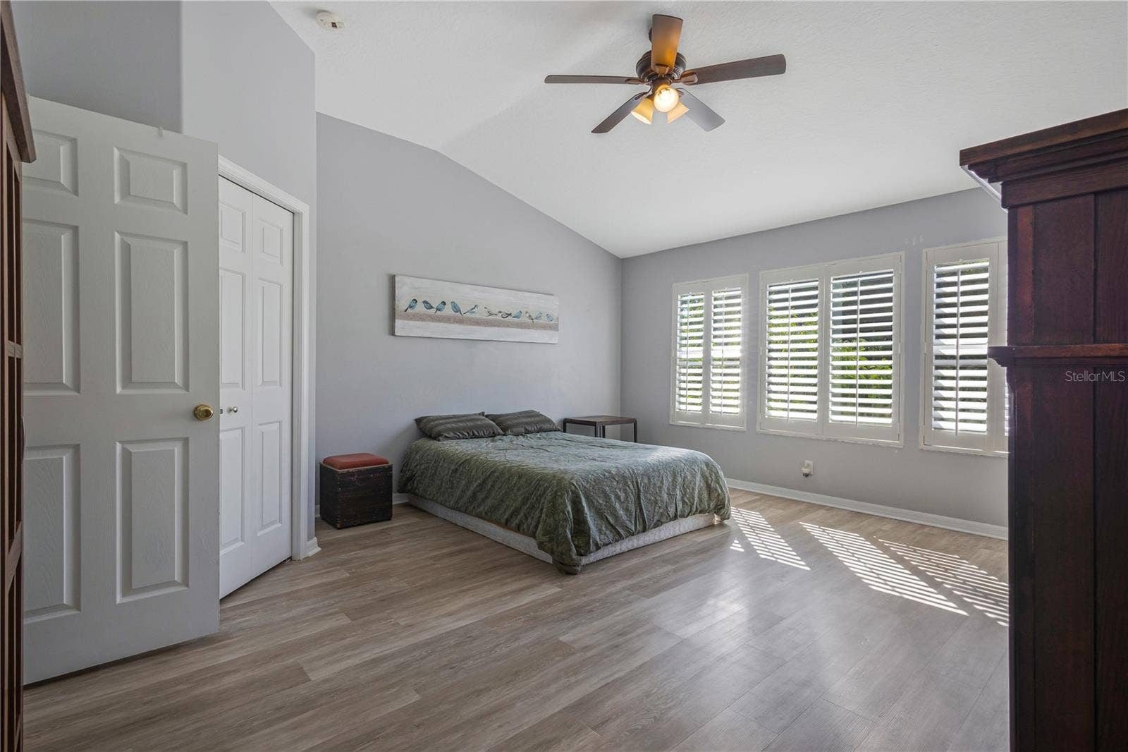 5350 60TH AVENUE N, St Petersburg, FL 33709 5350 60TH AVENUE N, St Petersburg, FL 33709