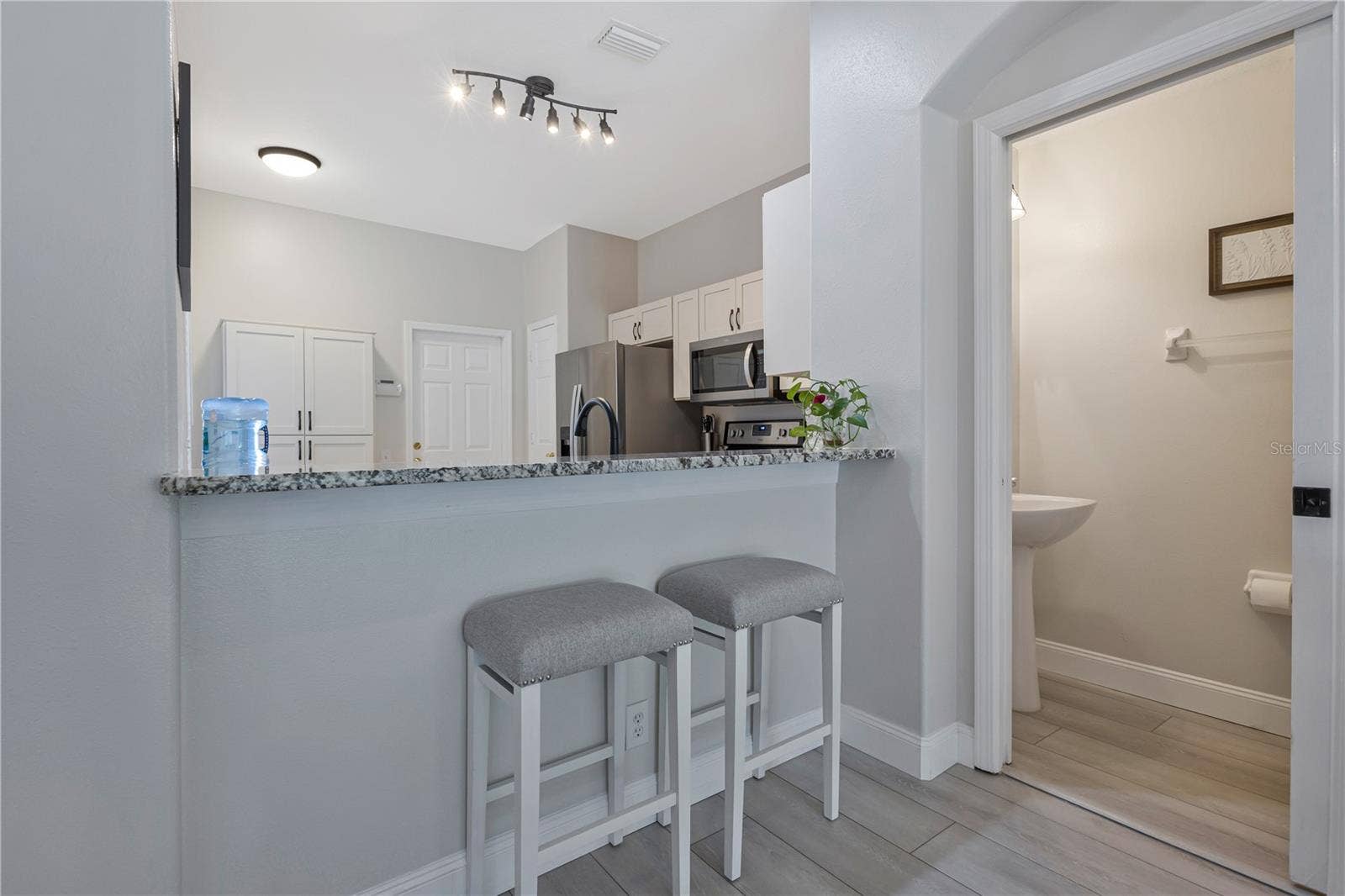 5350 60TH AVENUE N, St Petersburg, FL 33709 5350 60TH AVENUE N, St Petersburg, FL 33709