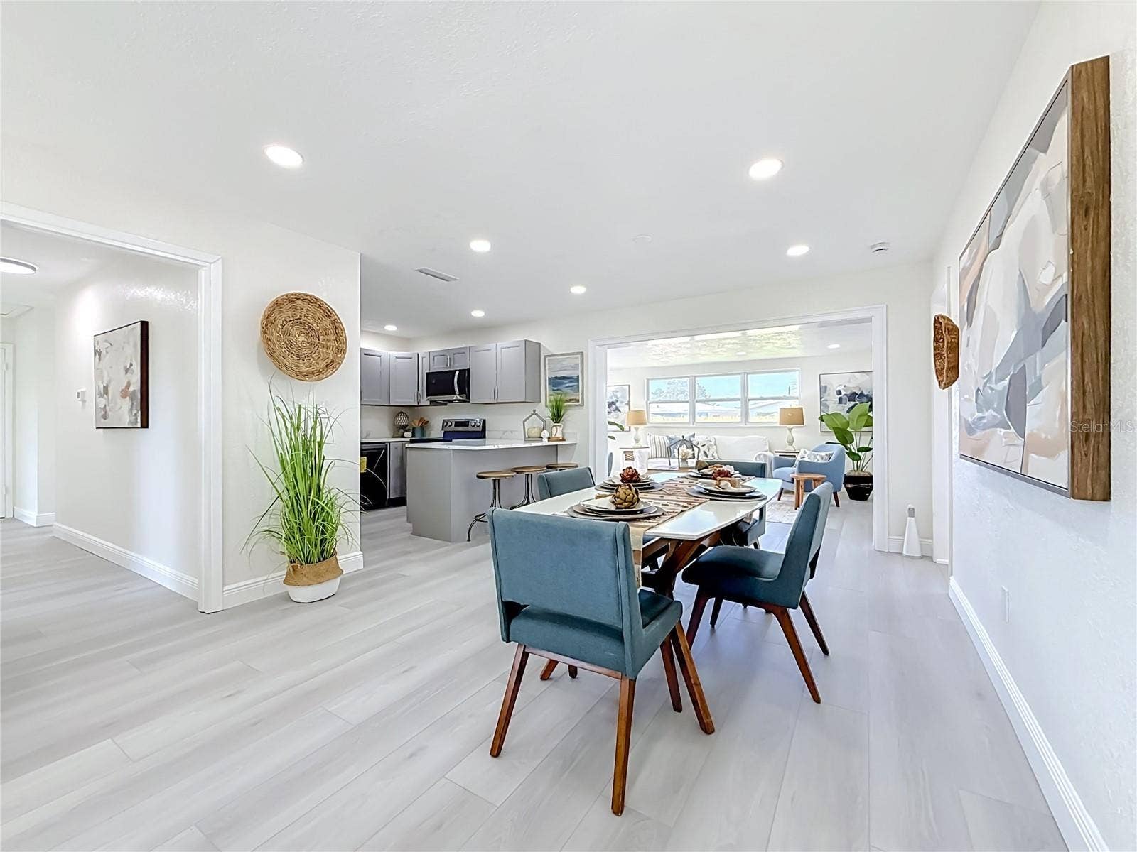5164 JASMINE CIRCLE, St Petersburg, FL 33714 5164 JASMINE CIRCLE, St Petersburg, FL 33714