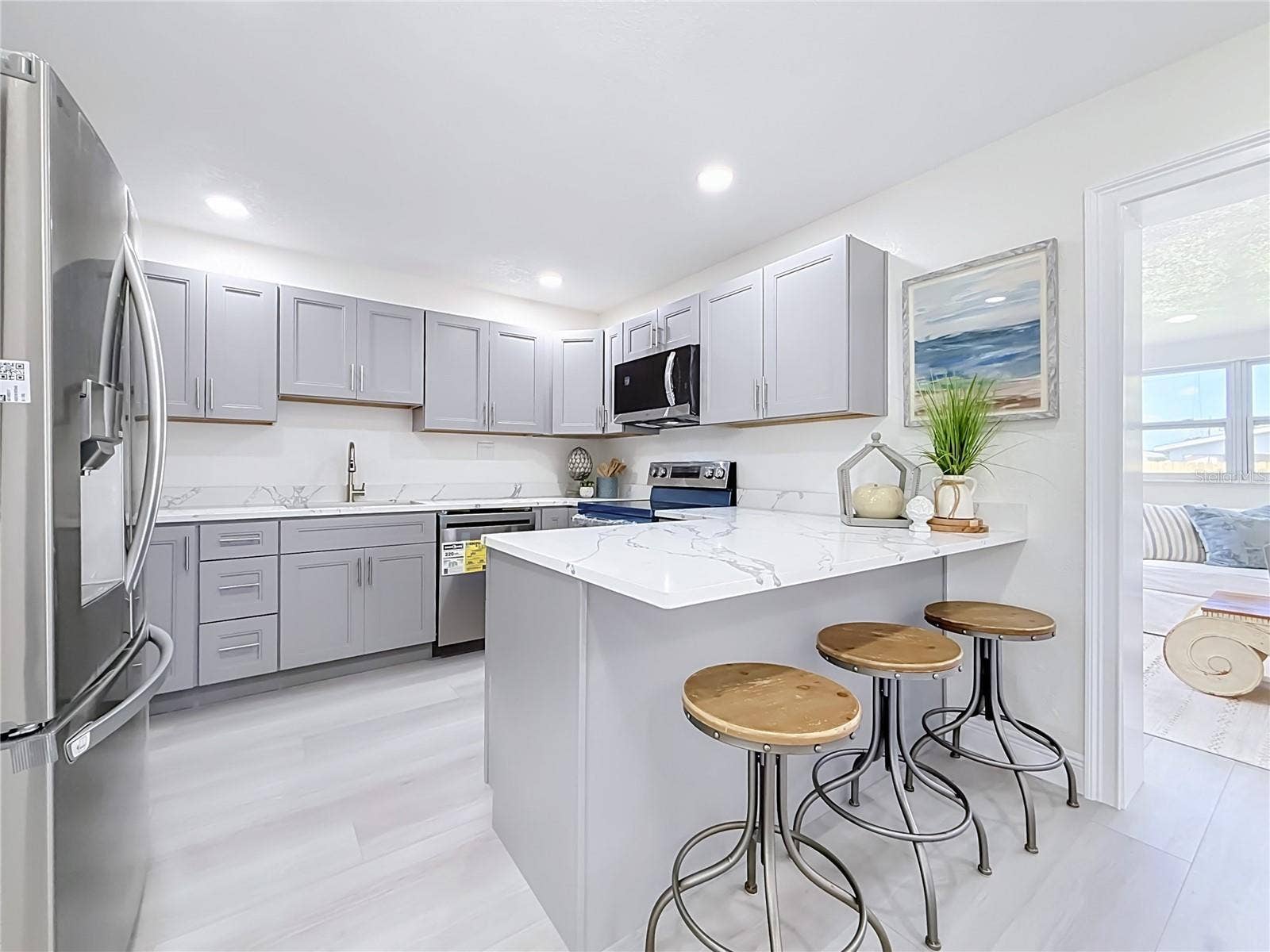 5164 JASMINE CIRCLE, St Petersburg, FL 33714 5164 JASMINE CIRCLE, St Petersburg, FL 33714