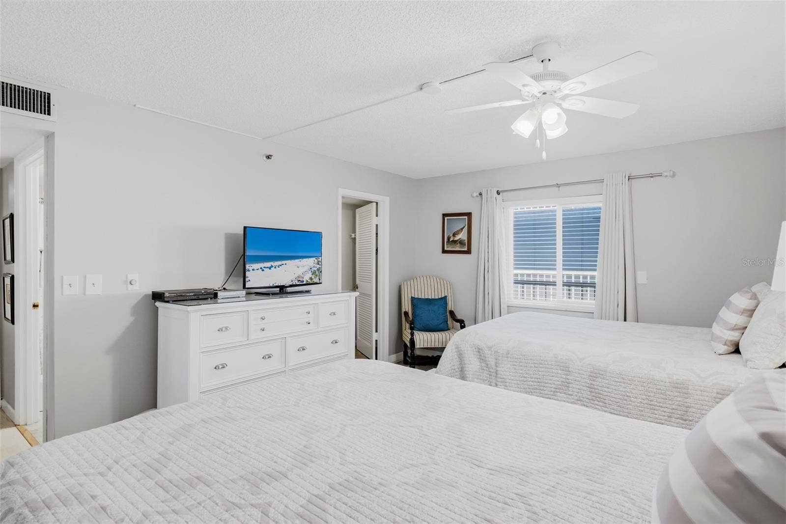 18500 GULF BOULEVARD, #404, Indian Shores, FL 33785 18500 GULF BOULEVARD, #404, Indian Shores, FL 33785