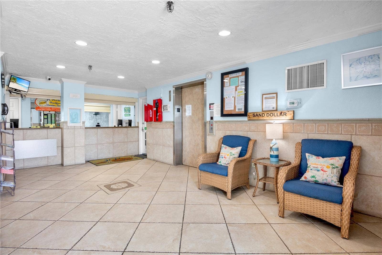18500 GULF BOULEVARD, #404, Indian Shores, FL 33785 18500 GULF BOULEVARD, #404, Indian Shores, FL 33785