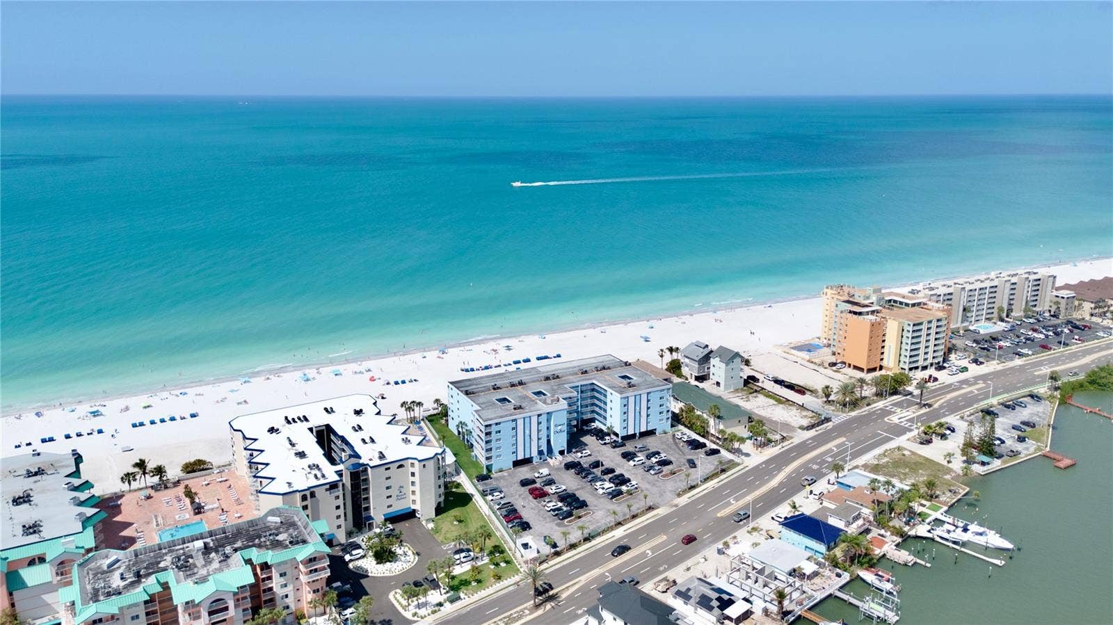 18500 GULF BOULEVARD, #404, Indian Shores, FL 33785 18500 GULF BOULEVARD, #404, Indian Shores, FL 33785