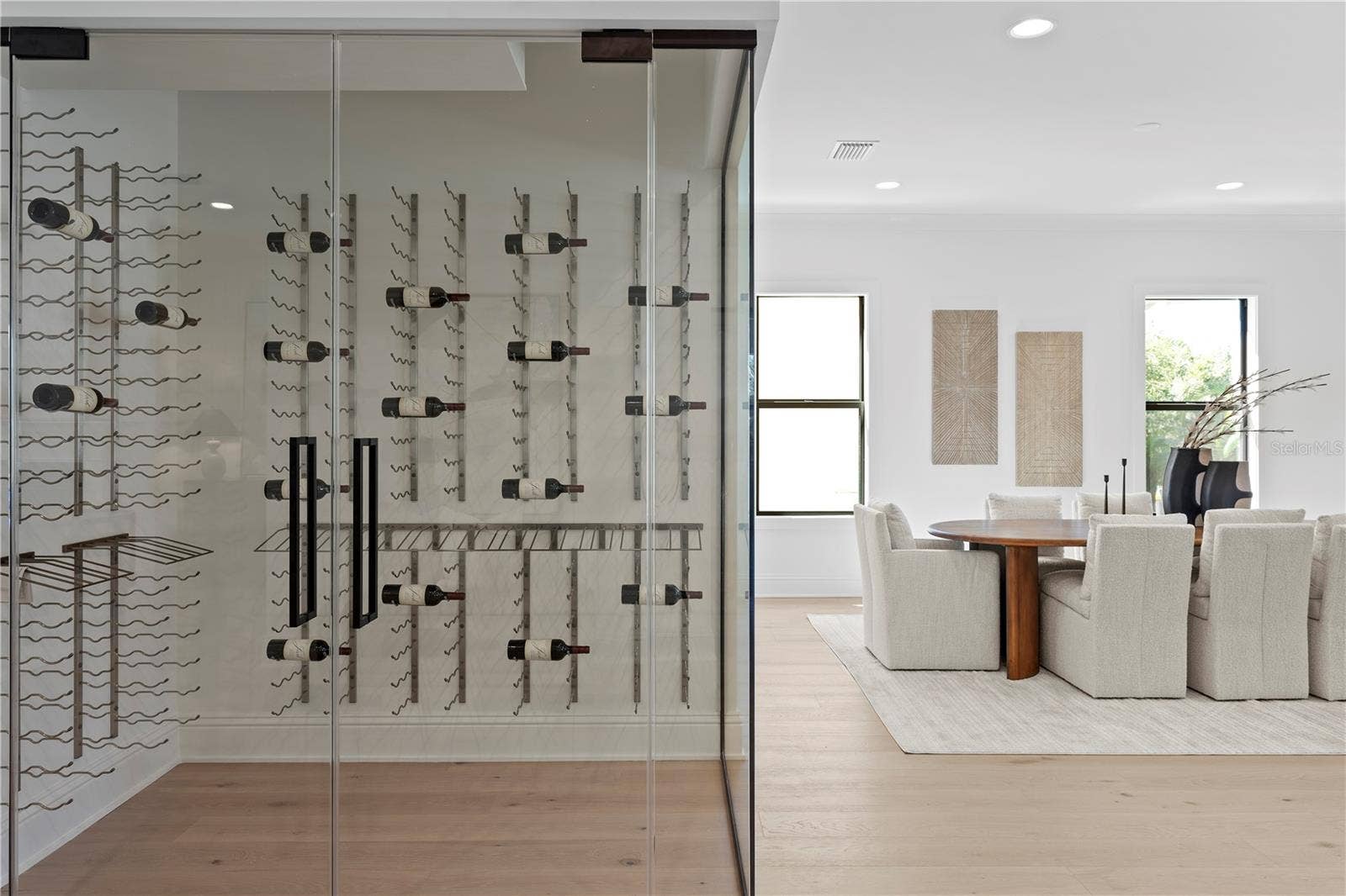 5008 W DICKENS AVENUE, Tampa, FL 33629 climate controlled wine room