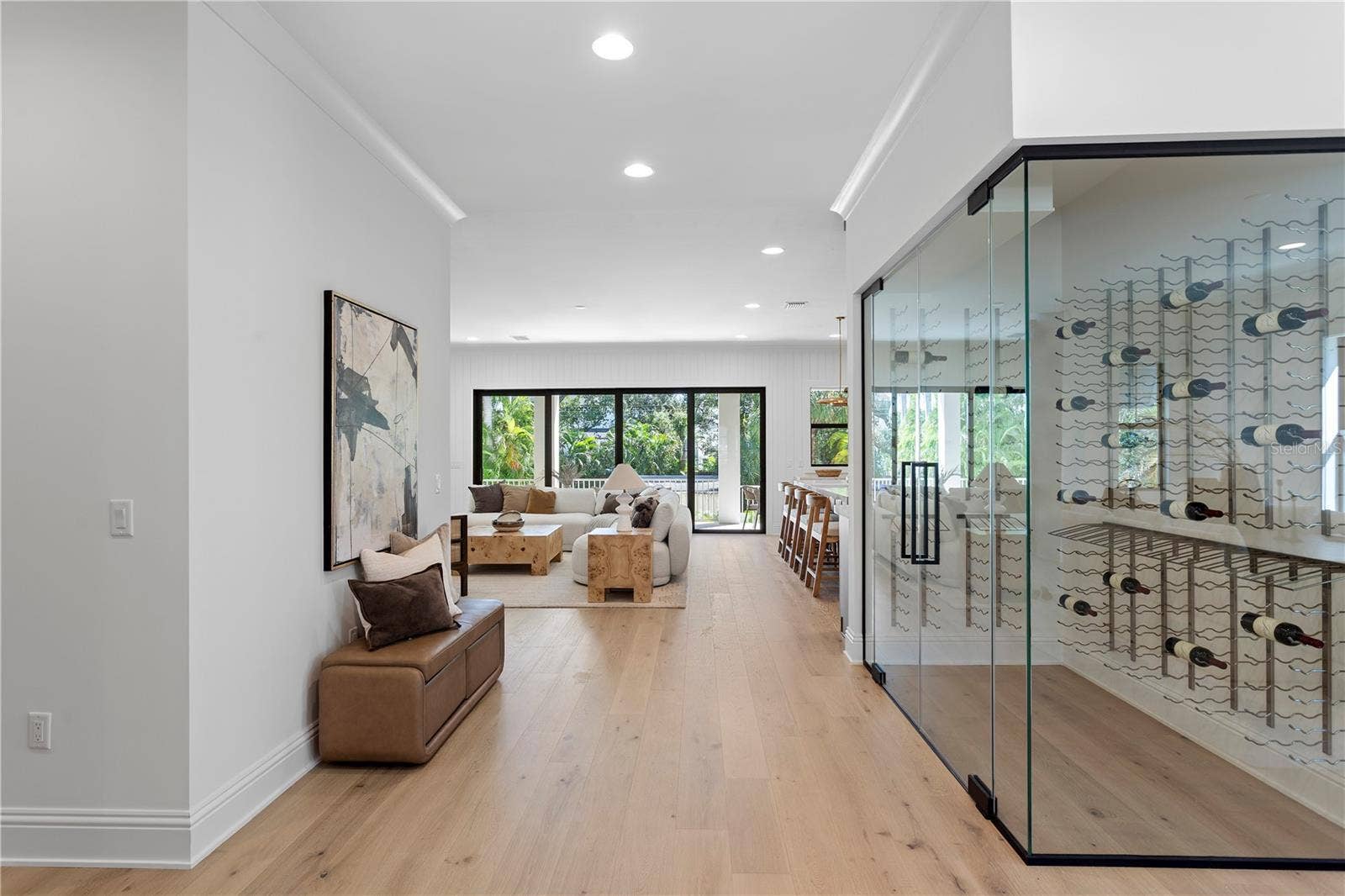 5008 W DICKENS AVENUE, Tampa, FL 33629 climate controlled wine room