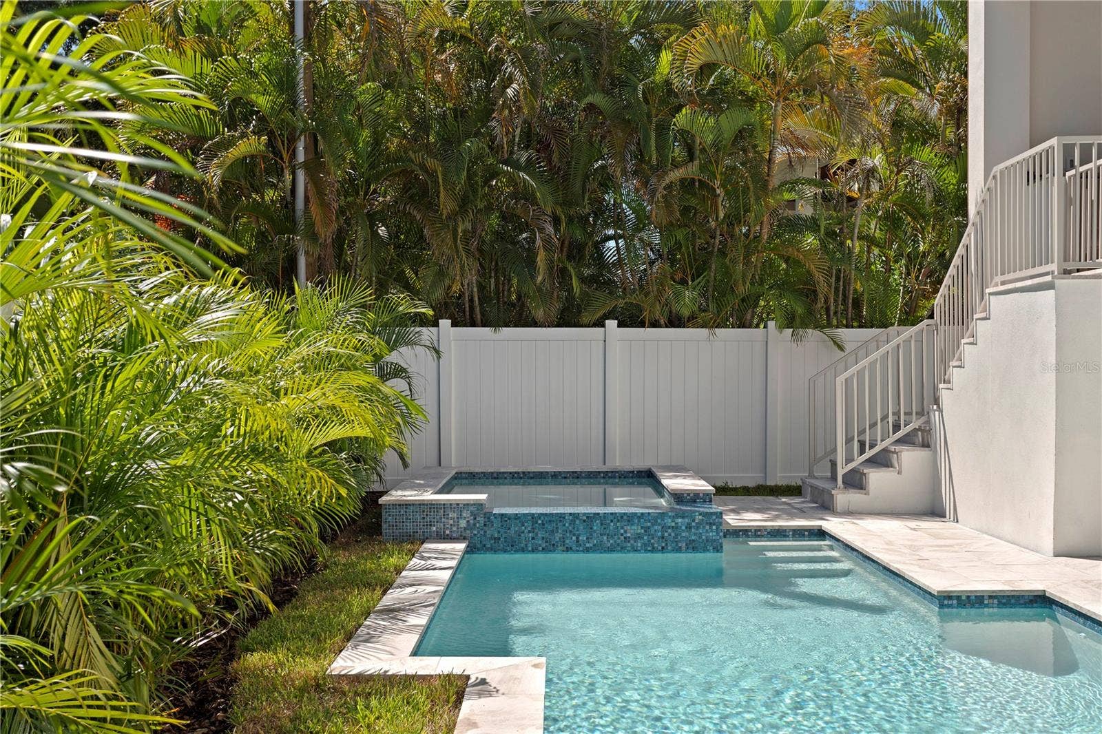 5008 W DICKENS AVENUE, Tampa, FL 33629 Florida pool & spa
