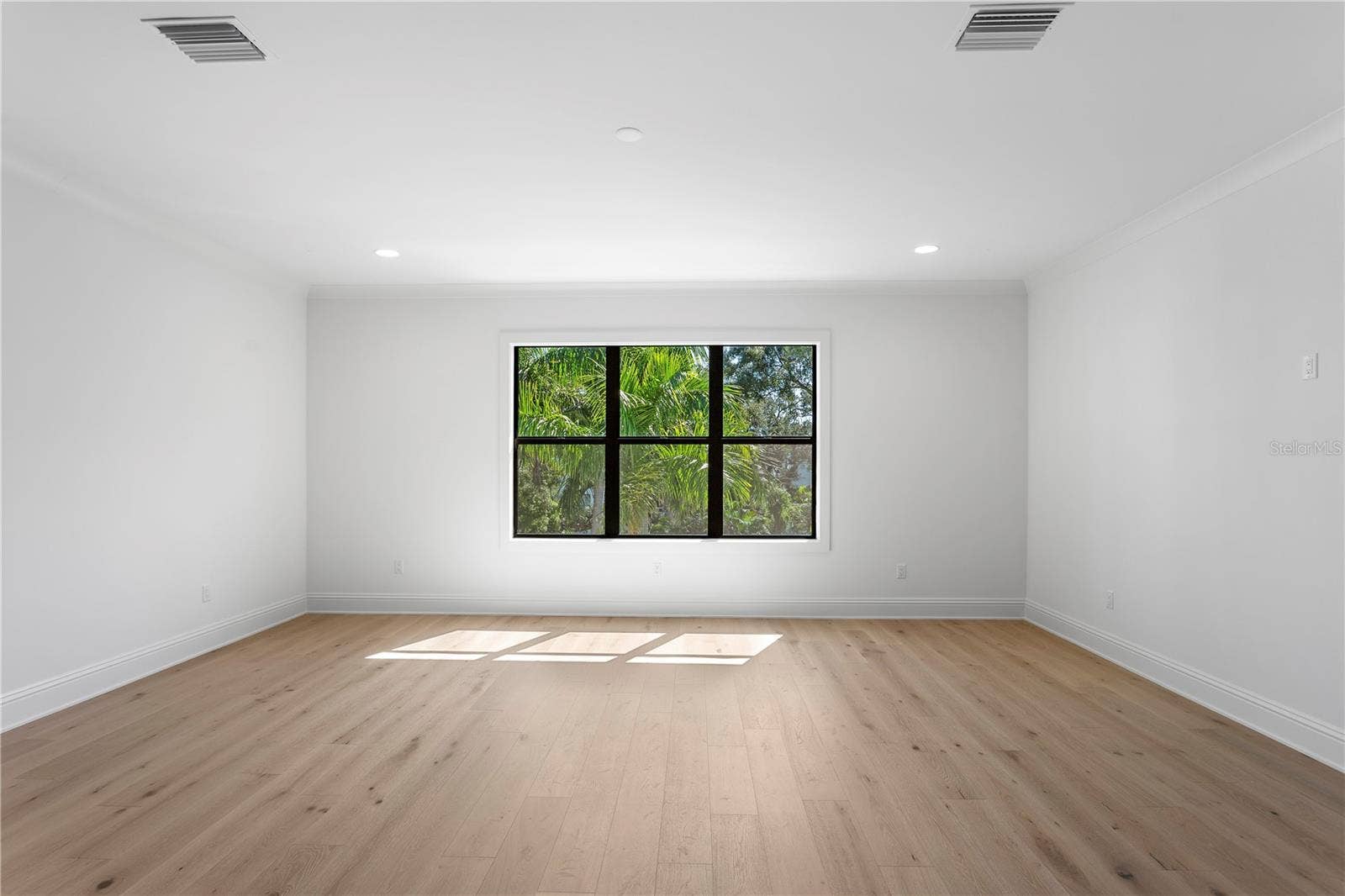 5008 W DICKENS AVENUE, Tampa, FL 33629 Bonus room with wet bar