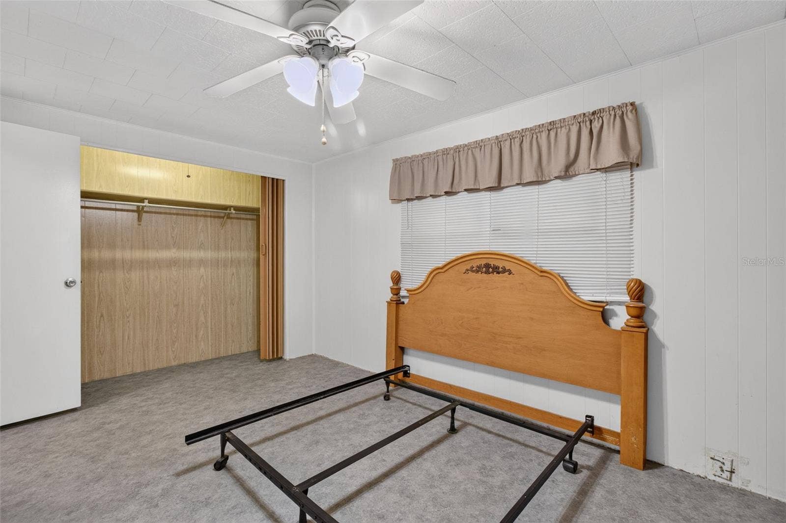 2000 E BAY DRIVE, #52, Largo, FL 33771