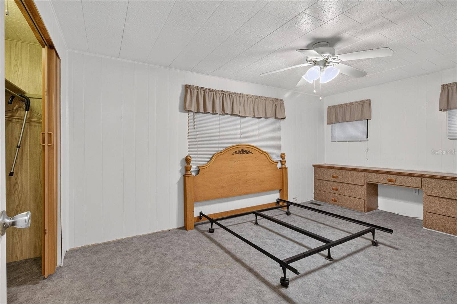 2000 E BAY DRIVE, #52, Largo, FL 33771