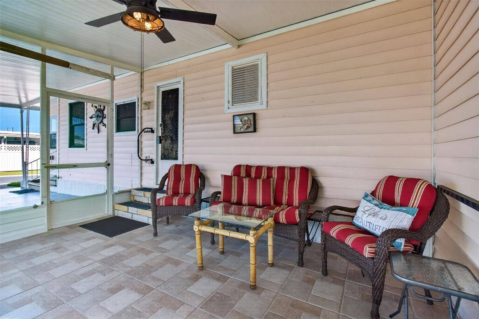 2000 E BAY DRIVE, #52, Largo, FL 33771