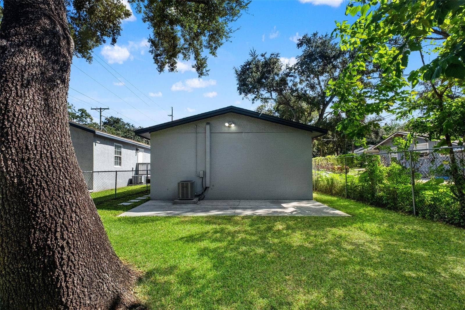 8316 N 10TH STREET, Tampa, FL 33604 8316 N 10TH STREET, Tampa, FL 33604