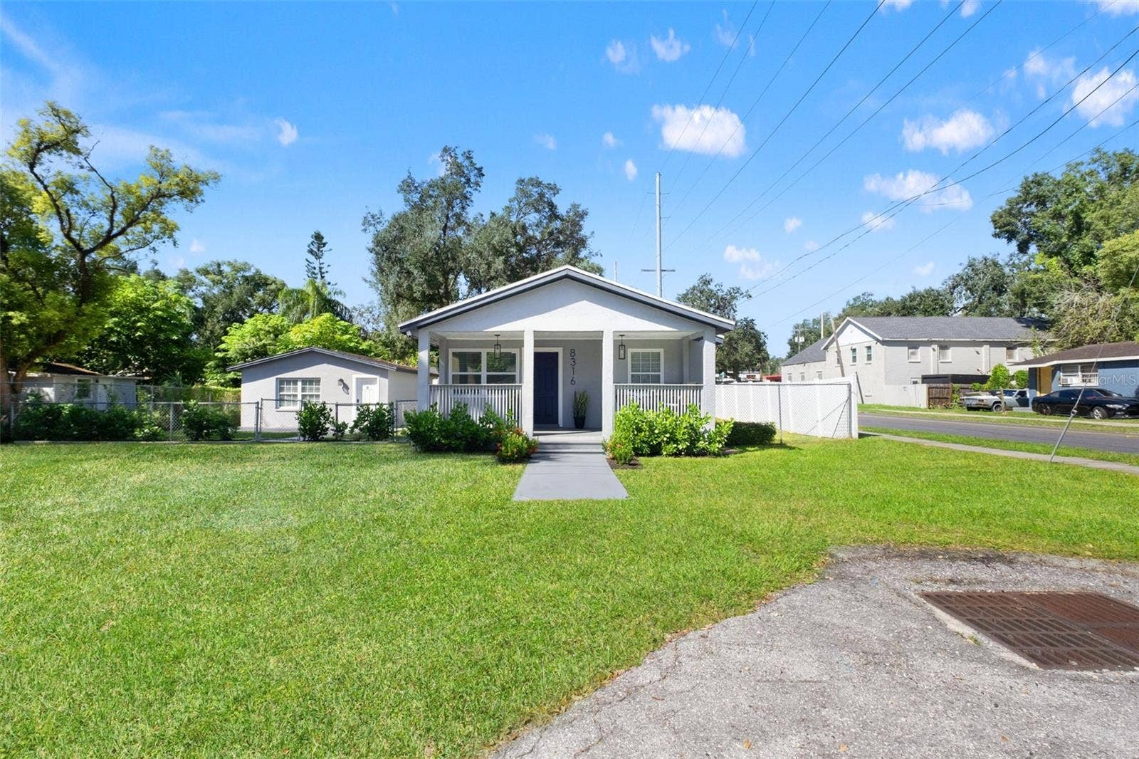 8316 N 10TH STREET, Tampa, FL 33604 8316 N 10TH STREET, Tampa, FL 33604