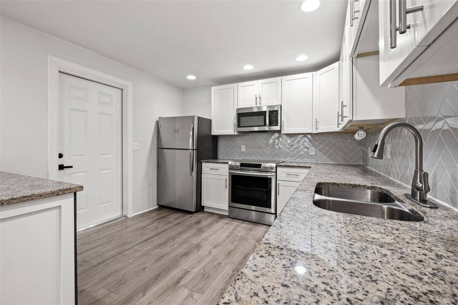 8316 N 10TH STREET, Tampa, FL 33604 8316 N 10TH STREET, Tampa, FL 33604