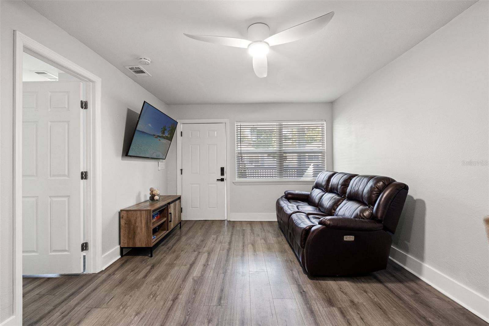 8316 N 10TH STREET, Tampa, FL 33604 8316 N 10TH STREET, Tampa, FL 33604