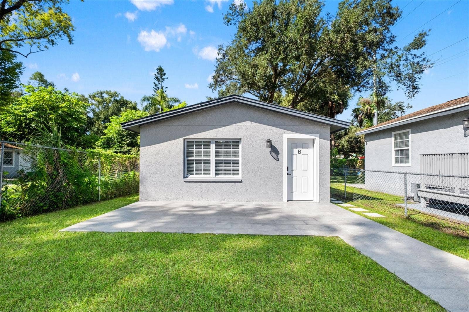 8316 N 10TH STREET, Tampa, FL 33604 8316 N 10TH STREET, Tampa, FL 33604