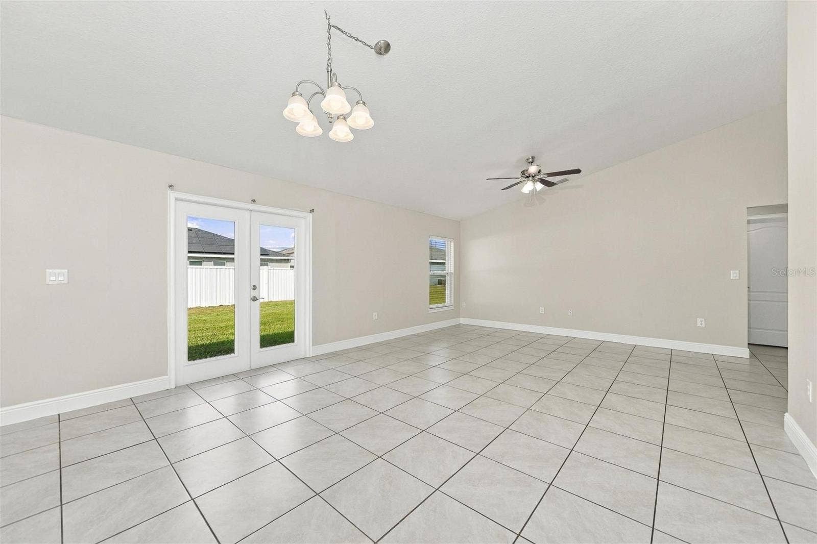 520 BRISTOL CIRCLE, Kissimmee, FL 34758
