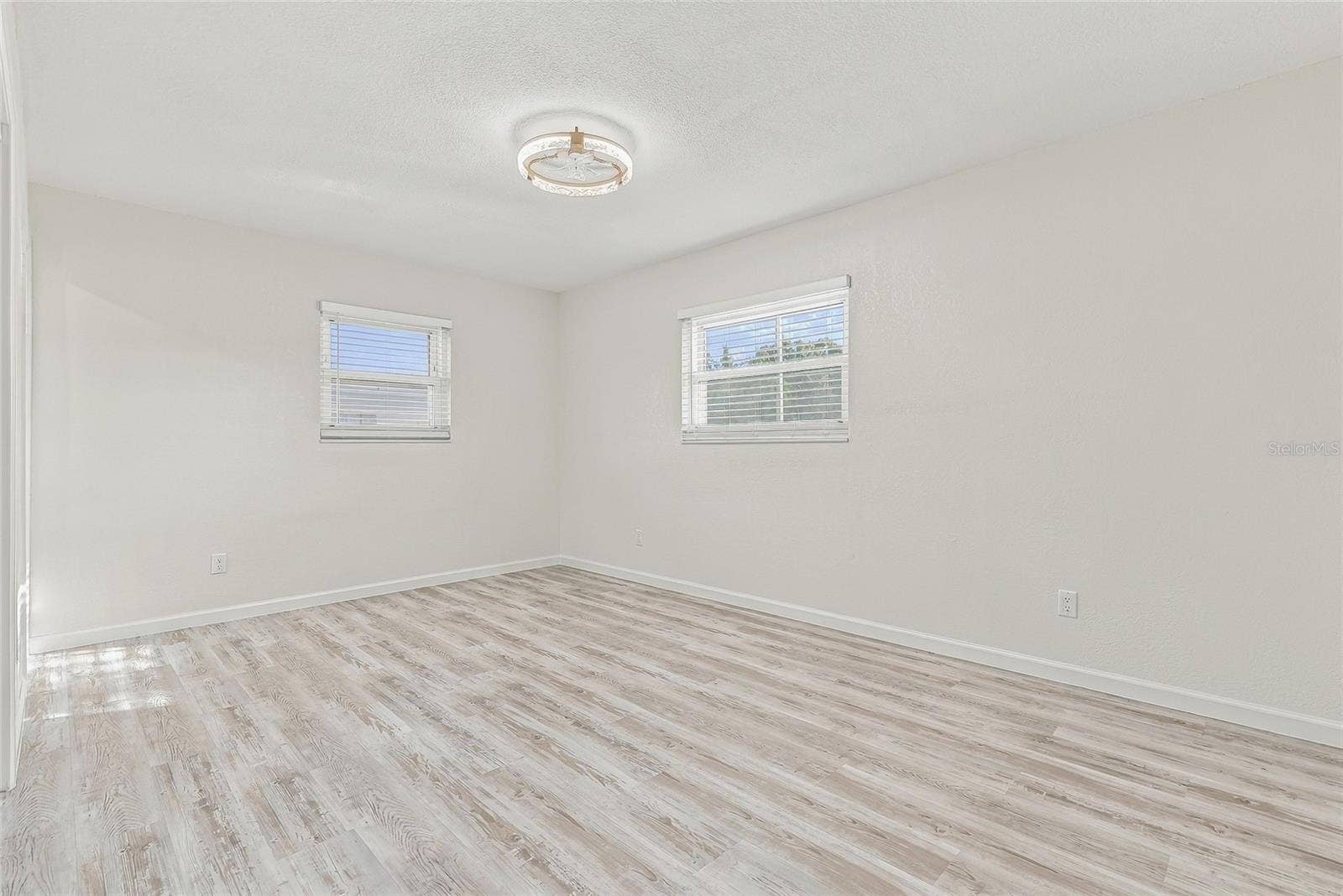 4147 RACCOON LOOP, New Port Richey, FL 34653 4147 RACCOON LOOP, New Port Richey, FL 34653